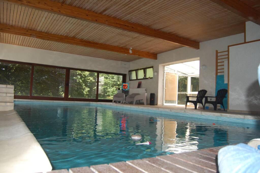 Week-end détente pour 4 pers. , piscine , jacuzzi Gouvy Esterno foto